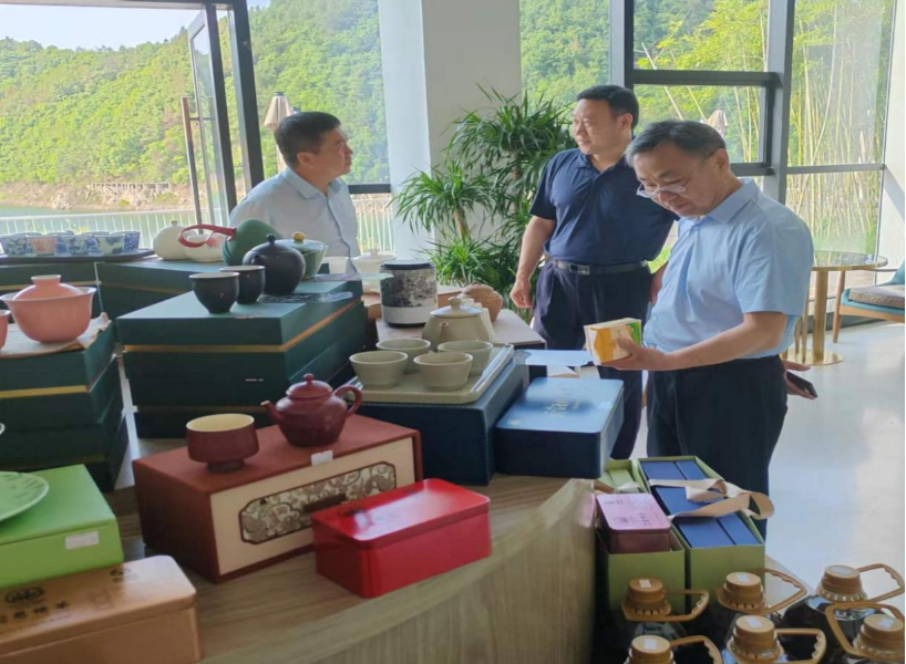 中国农垦集团考察、背调十堰银鹏兴电子科技有限公司